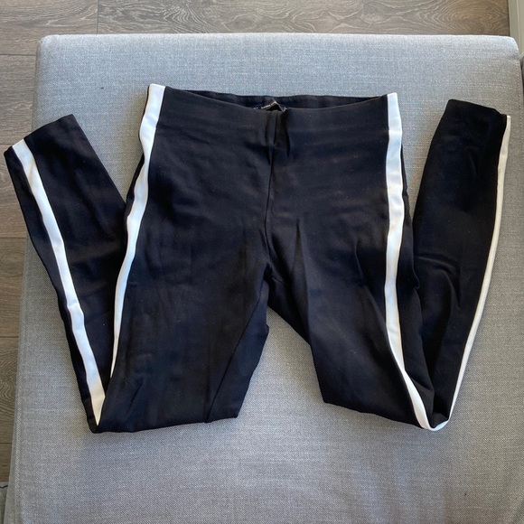 Black stretch Zara pants with white stripe, Size M. - Picture 1 of 3